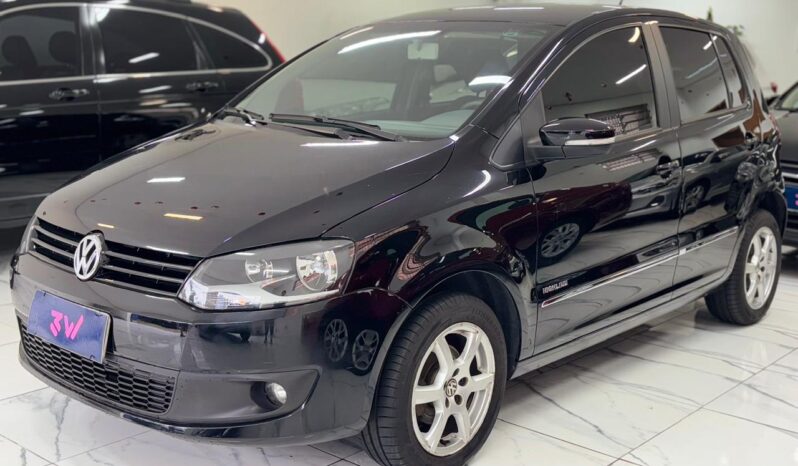 VW Fox Highline 1.6 2014 | Completo | Apenas 61 mil km** completo