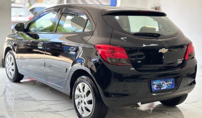 Chevrolet Onix LT 1.4 2013 | Completo completo