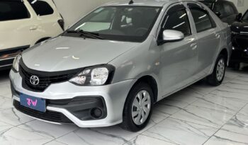 Toyota Etios X Sedan 1.5 2020 | Completo completo
