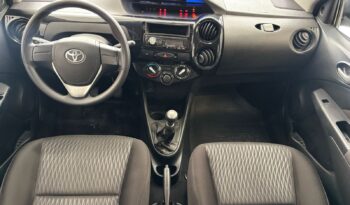 Toyota Etios X Sedan 1.5 2020 | Completo completo