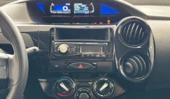 Toyota Etios X Sedan 1.5 2020 | Completo completo