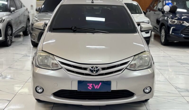 Toyota Etios Sedan X 1.5 2017 | Completo completo